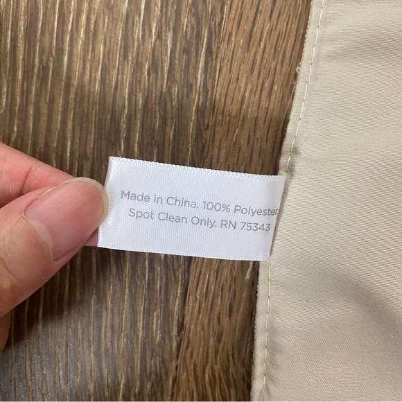 Rachel Ashwell The Farmhouse Yellow Table Runner with Fringe 90x16 - Picture 5 of 5